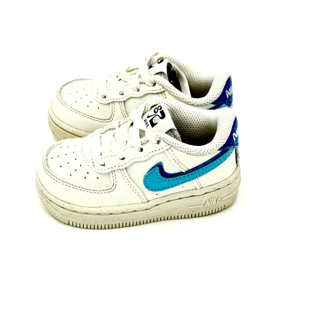 Nike Force 1 LV8 2 DV0753 100 Toddlers, Sizes‎ 6, Like New